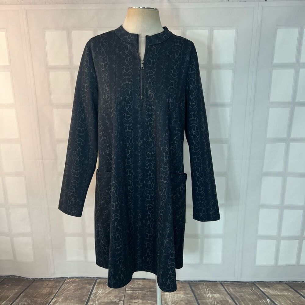 Ruti Black Long Sleeve Zip Neckline Casual Shift Dress With Pockets Size 1 or s/